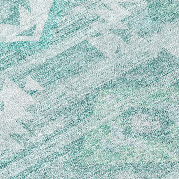 Homeroots 3' Aqua Turquoise Southwestern Area Rug - Stylish Washable Design For Indoor & Outdoor Use 8' Round Polyester 588686