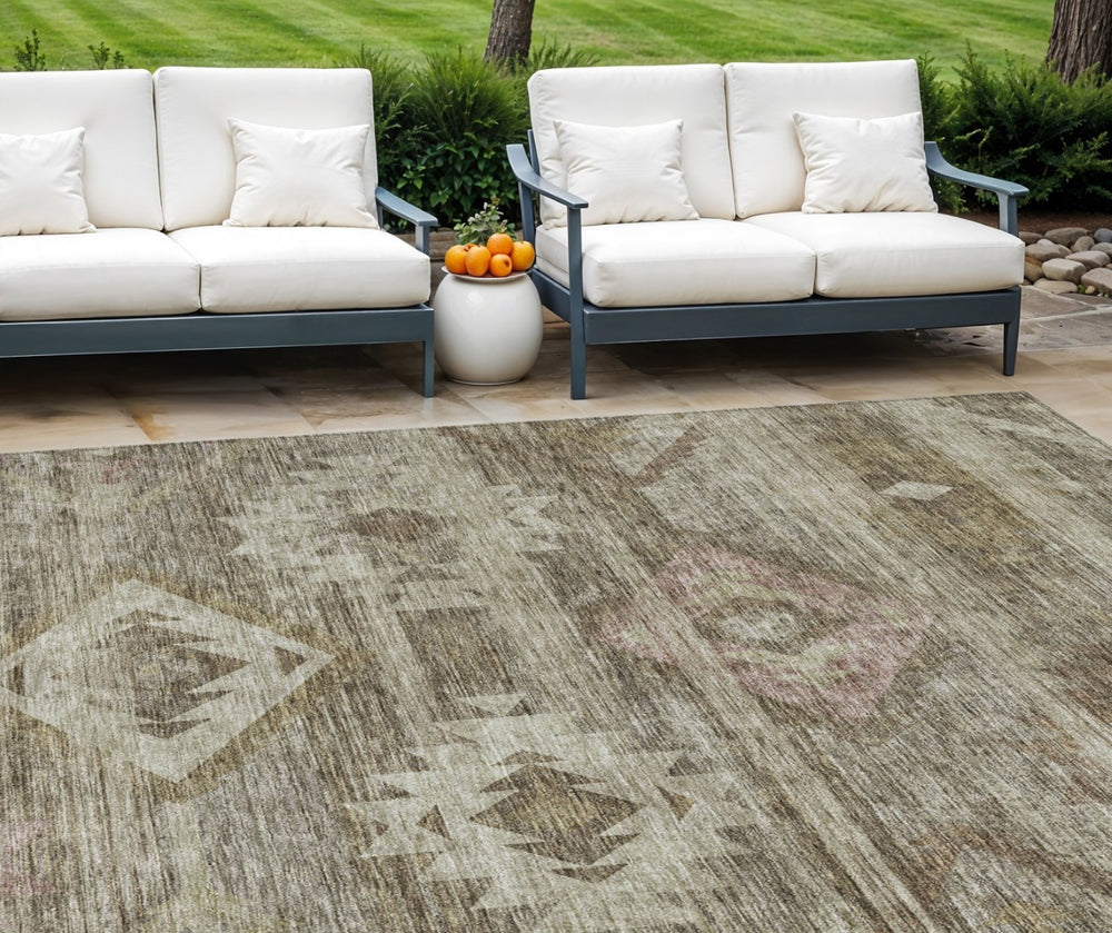 HomeRoots 9' Southwestern Area Rug - Durable, Washable, Earthy Tones for Indoor & Outdoor Spaces, Easy Care 9' X 12' 588694