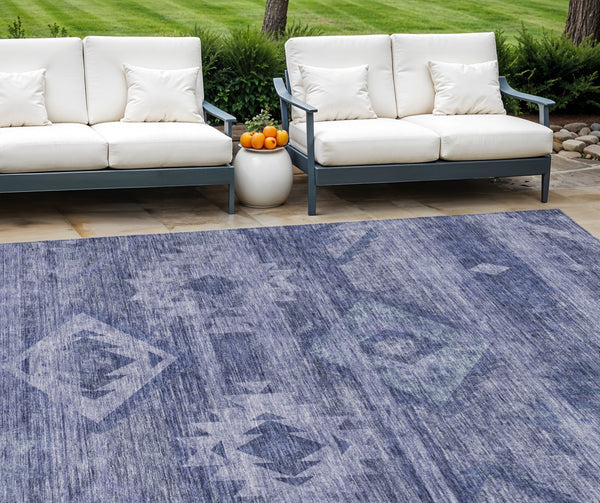 Homeroots 3' Aqua Turquoise Southwestern Area Rug - Stylish Washable Design For Indoor & Outdoor Use 9' X 12' Polyester 588712