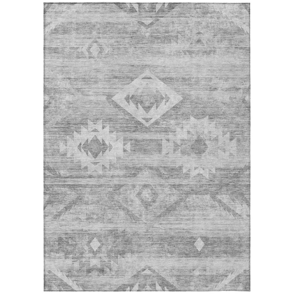 HomeRoots 5' Southwestern Indoor Outdoor Area Rug in Silver Gray & Charcoal - Durable, Washable Design for Any Space 8' X 10' 588729