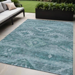Homeroots 3' Aqua Turquoise Southwestern Area Rug - Stylish Washable Design For Indoor & Outdoor Use 5' X 8' Polyester 588733