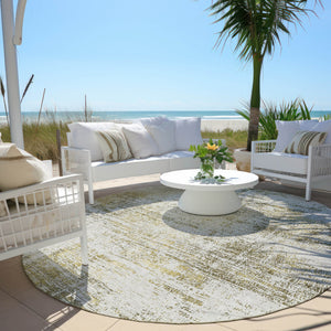 Homeroots 3' Stylish Ivory Orange Blush Abstract Washable Area Rug For Indoor And Outdoor Spaces, Durable Design 8' Round Polyester 588758