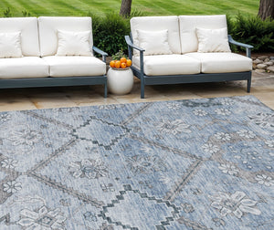 Homeroots 3' Stylish Floral Washable Area Rug - Durable Artichoke Green & Denim Blue For Indoor & Outdoor Use 9' X 12' Polyester 588868