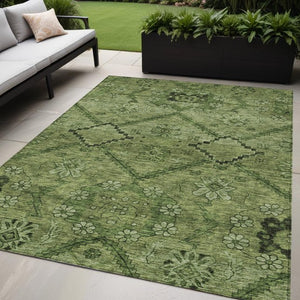 Homeroots 3' Inviting Floral Washable Area Rug For Indoor And Outdoor Spaces – Durable, Stain-resistant Design 5' X 8' Polyester 588901