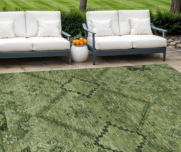 Homeroots 3' Inviting Floral Washable Area Rug For Indoor And Outdoor Spaces – Durable, Stain-resistant Design 9' X 12' Polyester 588904