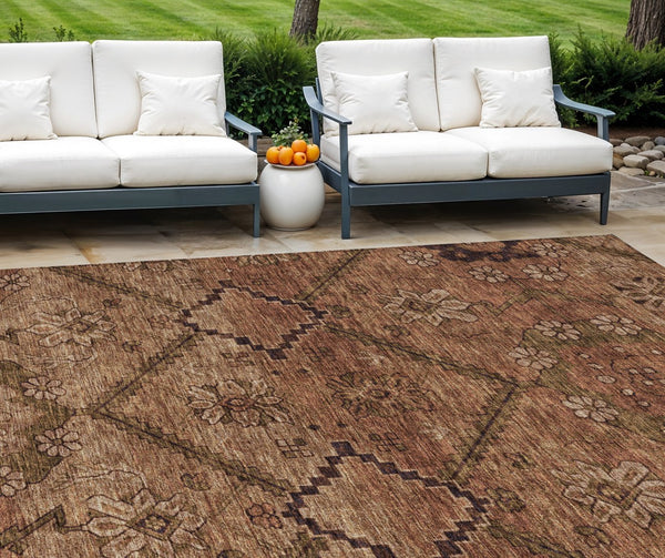 Homeroots 3' Inviting Floral Washable Area Rug For Indoor And Outdoor Spaces – Durable, Stain-resistant Design 8' X 10' Polyester 588909