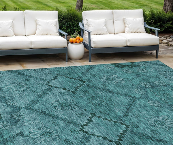 Homeroots 3' Inviting Floral Washable Area Rug For Indoor And Outdoor Spaces – Durable, Stain-resistant Design 9' X 12' Polyester 588916