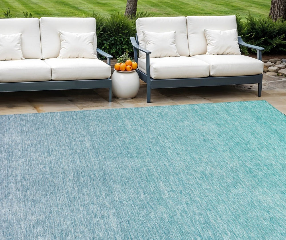 HomeRoots 9' Sky Blue to Teal Ombre Area Rug – Stylish, Washable, Durable for Indoor & Outdoor Spaces 9' X 12' 588988