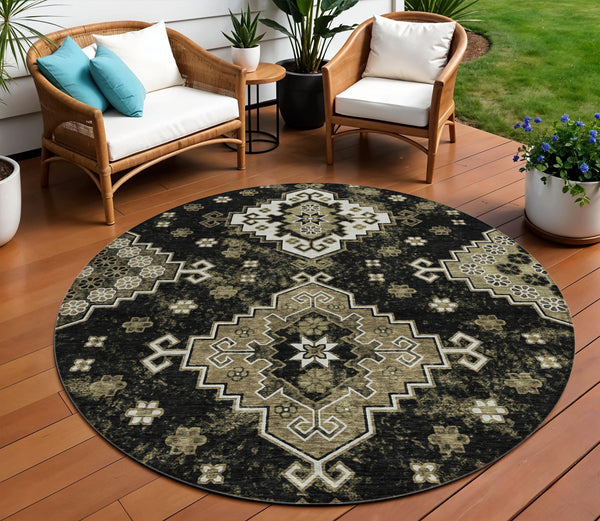 Homeroots 3' Artichoke Green And Lavender Ombre Washable Area Rug For Indoor And Outdoor Stylish Use 8' Round Polyester 588992