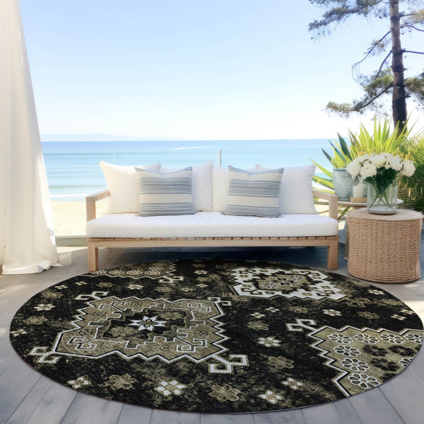 Homeroots 3' Artichoke Green And Lavender Ombre Washable Area Rug For Indoor And Outdoor Stylish Use 8' Round Polyester 588992