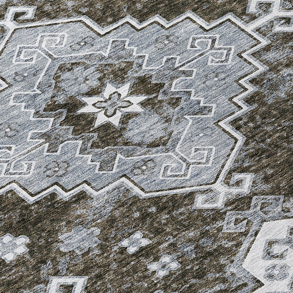 Homeroots 3' Artichoke Green And Lavender Ombre Washable Area Rug For Indoor And Outdoor Stylish Use 5' X 8' Polyester 588997