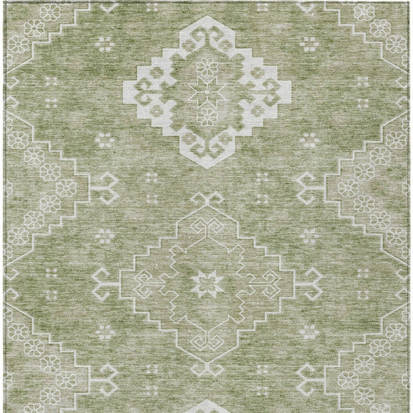 Homeroots 3'' Artichoke Green Medallion Washable Indoor Outdoor Area Rug - Stylish, Durable, And Versatile 3' X 5' Polyester 589020