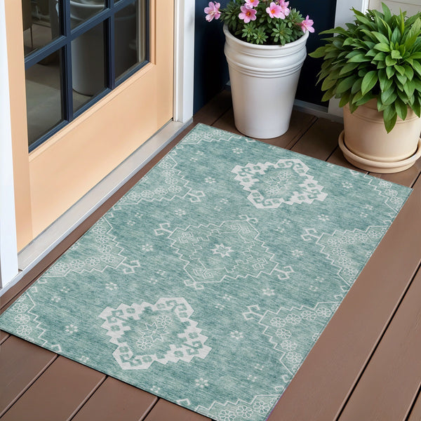 Homeroots 3'' Artichoke Green Medallion Washable Indoor Outdoor Area Rug - Stylish, Durable, And Versatile 3' X 5' Polyester 589026