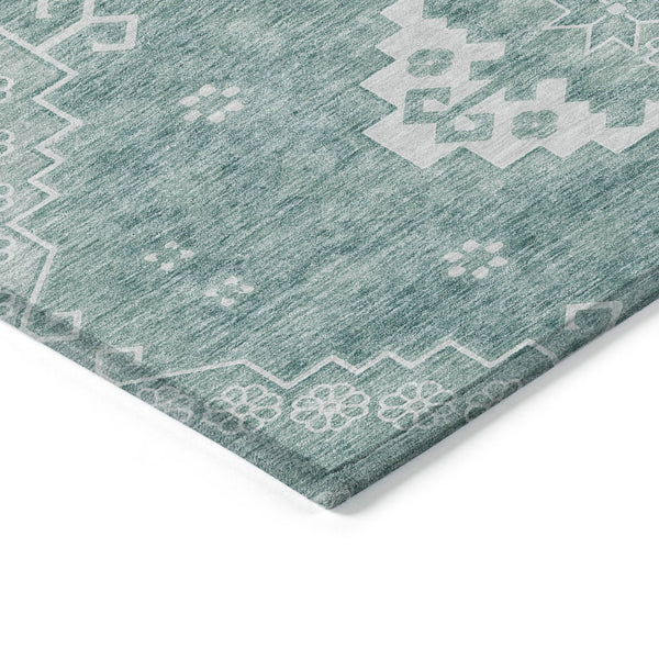 Homeroots 3'' Artichoke Green Medallion Washable Indoor Outdoor Area Rug - Stylish, Durable, And Versatile 3' X 5' Polyester 589026