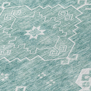 Homeroots 3'' Artichoke Green Medallion Washable Indoor Outdoor Area Rug - Stylish, Durable, And Versatile 8' Round Polyester 589028