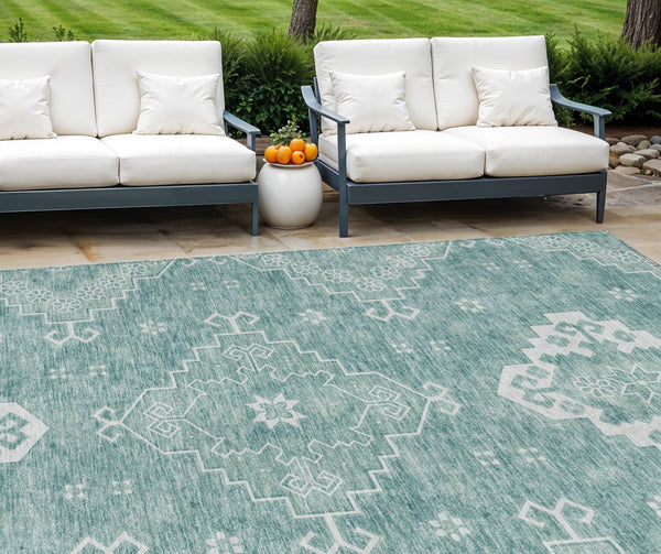 Homeroots 3'' Artichoke Green Medallion Washable Indoor Outdoor Area Rug - Stylish, Durable, And Versatile 9' X 12' Polyester 589030
