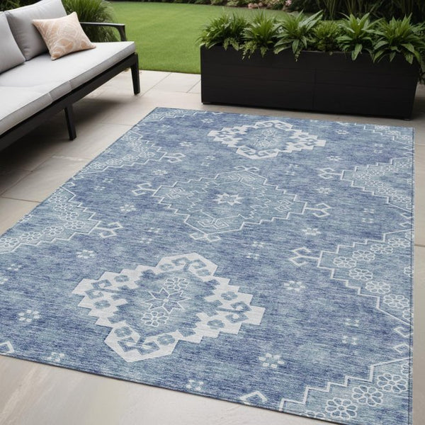 Homeroots 3'' Artichoke Green Medallion Washable Indoor Outdoor Area Rug - Stylish, Durable, And Versatile 5' X 8' Polyester 589033