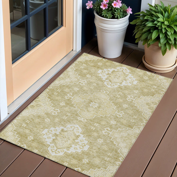 Homeroots 3'' Artichoke Green Medallion Washable Indoor Outdoor Area Rug - Stylish, Durable, And Versatile 3' X 5' Polyester 589056