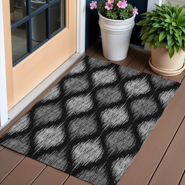 Homeroots 3' Stylish Artichoke Green Ivory Gray Ikat Washable Area Rug For Indoor Outdoor Spaces, Durable Design 3' X 5' Polyester 589074