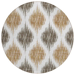 HomeRoots 5' Chocolate and Ivory Ikat Rug - Stylish, Durable, and Easy-Care Indoor/Outdoor Area Essential 8' Round 589088