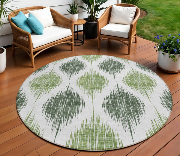 Homeroots 3' Stylish Artichoke Green Ivory Gray Ikat Washable Area Rug For Indoor Outdoor Spaces, Durable Design 8' Round Polyester 589094
