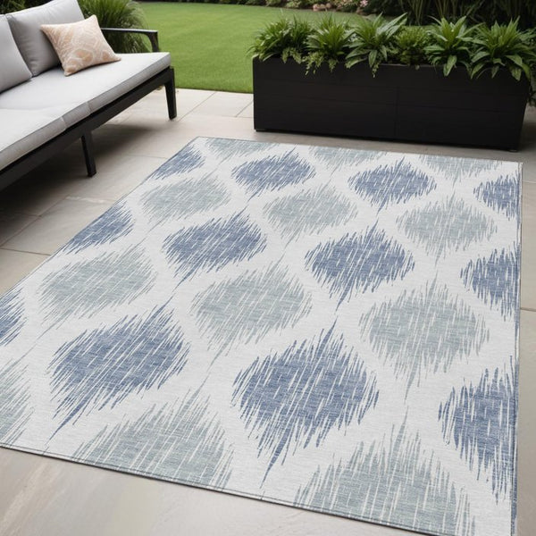 Homeroots 3' Stylish Artichoke Green Ivory Gray Ikat Washable Area Rug For Indoor Outdoor Spaces, Durable Design 5' X 8' Polyester 589123