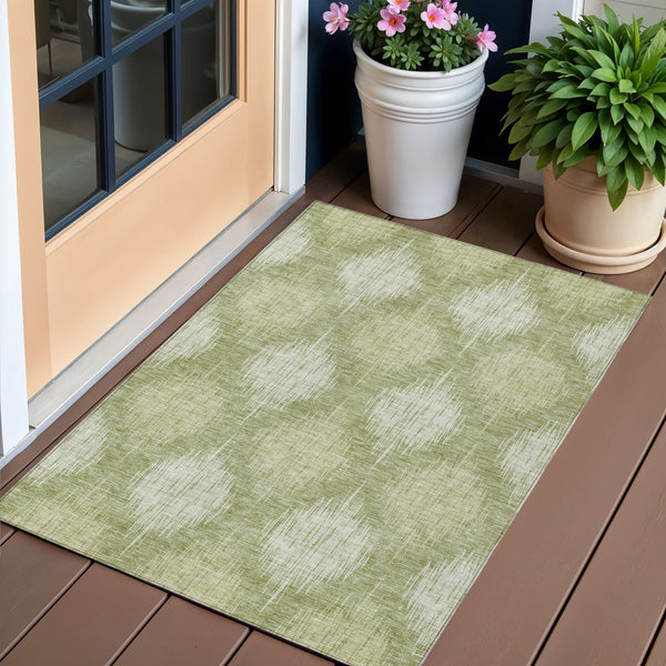 Homeroots 3' Stylish Ikat Washable Area Rug In Artichoke Green & Fern Green For Indoor/Outdoor Spaces 3' X 5' Polyester 589134