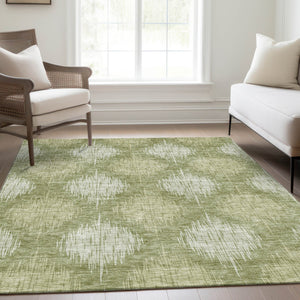 Homeroots 3' Stylish Ikat Washable Area Rug In Artichoke Green & Fern Green For Indoor/Outdoor Spaces 10' X 14' Polyester 589139