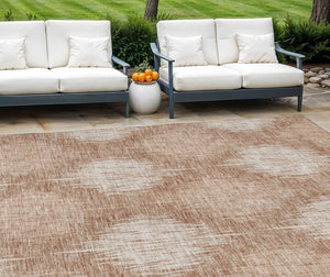 Homeroots 3' Stylish Ikat Washable Area Rug In Artichoke Green & Fern Green For Indoor/Outdoor Spaces 8' X 10' Polyester 589143