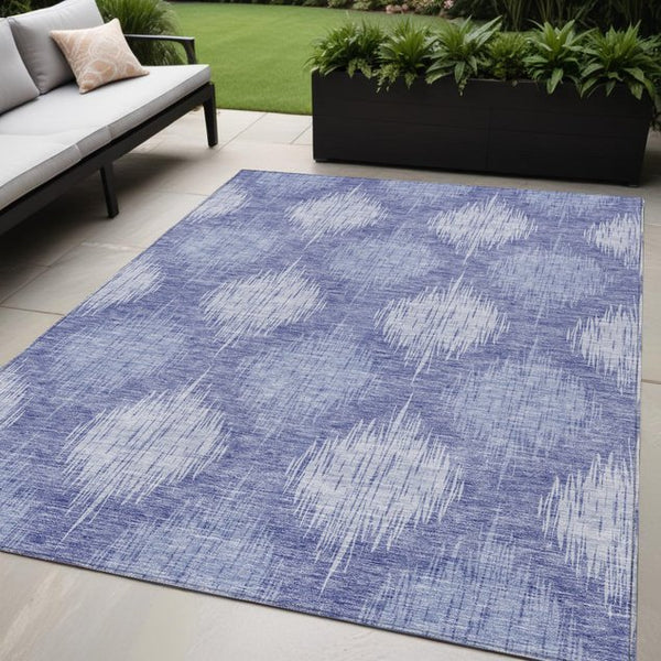 Homeroots 3' Stylish Ikat Washable Area Rug In Artichoke Green & Fern Green For Indoor/Outdoor Spaces 5' X 8' Polyester 589147