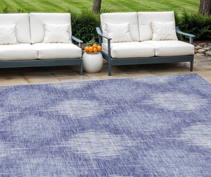 Homeroots 3' Stylish Ikat Washable Area Rug In Artichoke Green & Fern Green For Indoor/Outdoor Spaces 10' X 14' Polyester 589151