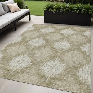 Homeroots 3' Stylish Ikat Washable Area Rug In Artichoke Green & Fern Green For Indoor/Outdoor Spaces 5' X 8' Polyester 589177
