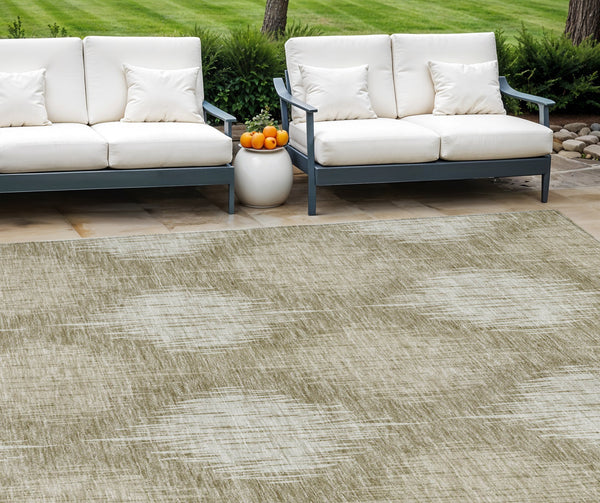 Homeroots 3' Stylish Ikat Washable Area Rug In Artichoke Green & Fern Green For Indoor/Outdoor Spaces 9' X 12' Polyester 589180