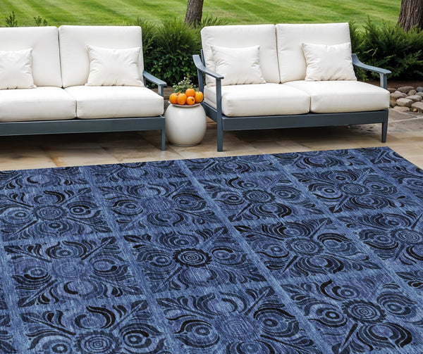 Homeroots 3' Denim Blue And Charcoal Medallion Washable Area Rug For Indoor And Outdoor Spaces, Durable Design 8' X 10' Polyester 589293