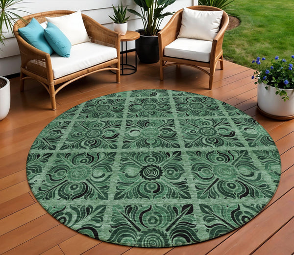 Homeroots 3' Denim Blue And Charcoal Medallion Washable Area Rug For Indoor And Outdoor Spaces, Durable Design 8' Round Polyester 589298