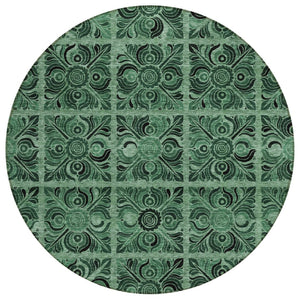 HomeRoots 5' Medallion Area Rug in Fern Green and Charcoal - Durable, Washable for Indoor & Outdoor Use 8' Round 589298