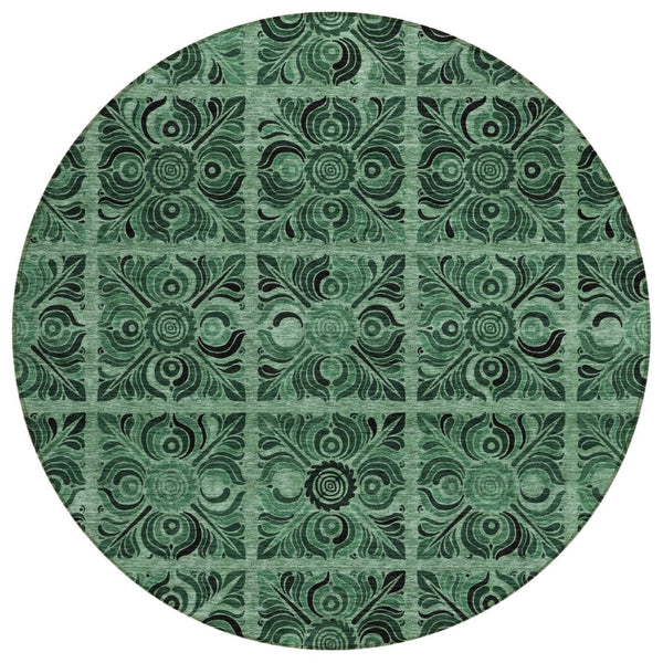 HomeRoots 5' Medallion Area Rug in Fern Green and Charcoal - Durable, Washable for Indoor & Outdoor Use 8' Round 589298
