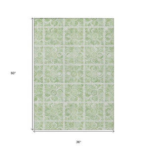 Homeroots 3' Artichoke Green Medallion Washable Rug - Perfect For Indoor & Outdoor Spaces, Durable & Stylish 3' X 5' Polyester 589314