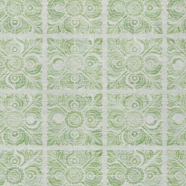 Homeroots 3' Artichoke Green Medallion Washable Rug - Perfect For Indoor & Outdoor Spaces, Durable & Stylish 3' X 5' Polyester 589314