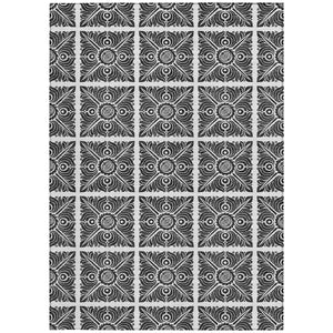 Homeroots 3' Artichoke Green Medallion Washable Rug - Perfect For Indoor & Outdoor Spaces, Durable & Stylish 9' X 12' Polyester 589336