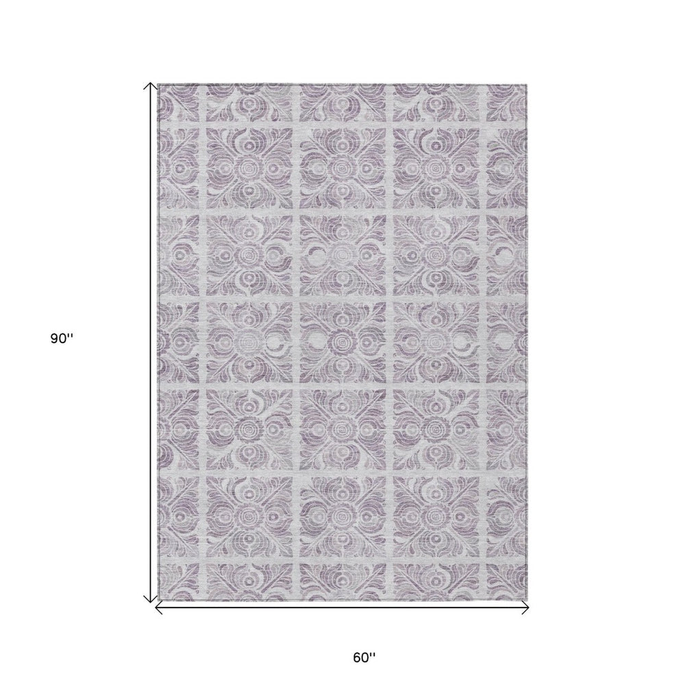 HomeRoots 5' Elegant Lavender and Silver Medallion Area Rug for Indoor or Outdoor Use, Machine Washable & Durable 5' X 8' 589339