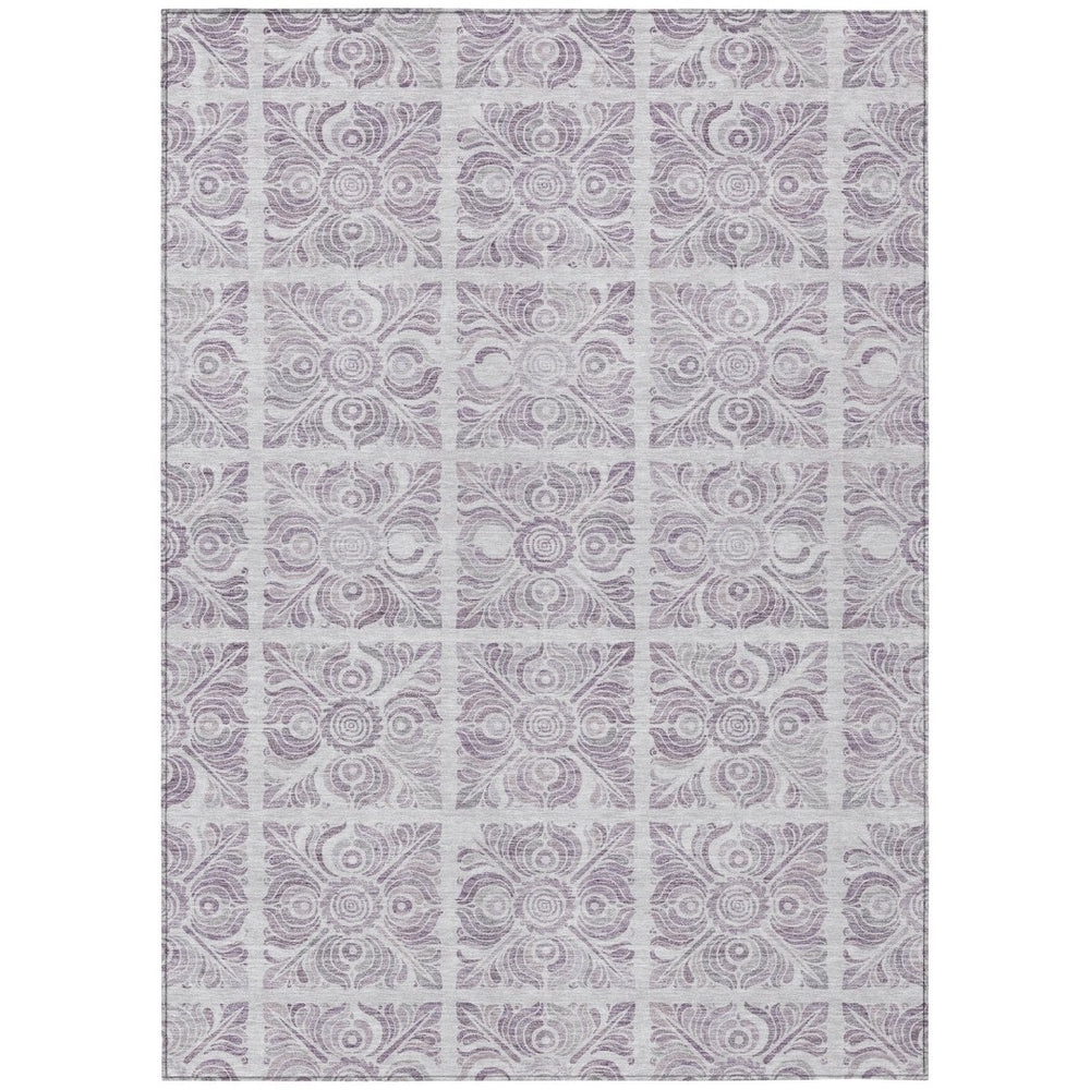 HomeRoots 5' Elegant Lavender and Silver Medallion Area Rug for Indoor or Outdoor Use, Machine Washable & Durable 5' X 8' 589339