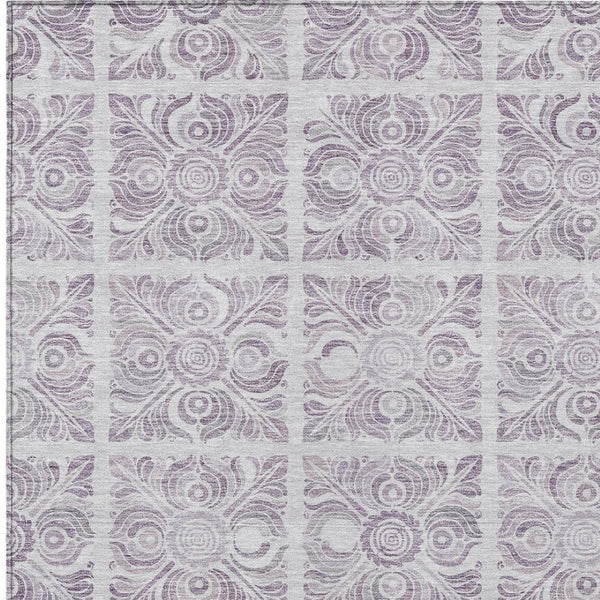 Homeroots 3' Artichoke Green Medallion Washable Rug - Perfect For Indoor & Outdoor Spaces, Durable & Stylish 10' X 14' Polyester 589343