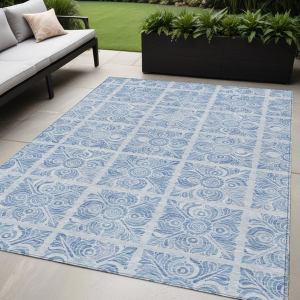 Homeroots 3' Artichoke Green Medallion Washable Rug - Perfect For Indoor & Outdoor Spaces, Durable & Stylish 5' X 8' Polyester 589345