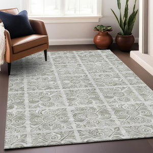 Homeroots 3' Artichoke Green Medallion Washable Rug - Perfect For Indoor & Outdoor Spaces, Durable & Stylish 5' X 8' Polyester 589357