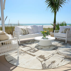 Homeroots 3' Beige Brown And Copper Geometric Washable Indoor Outdoor Area Rug For Versatile Spaces 8' Round Polyester 589394