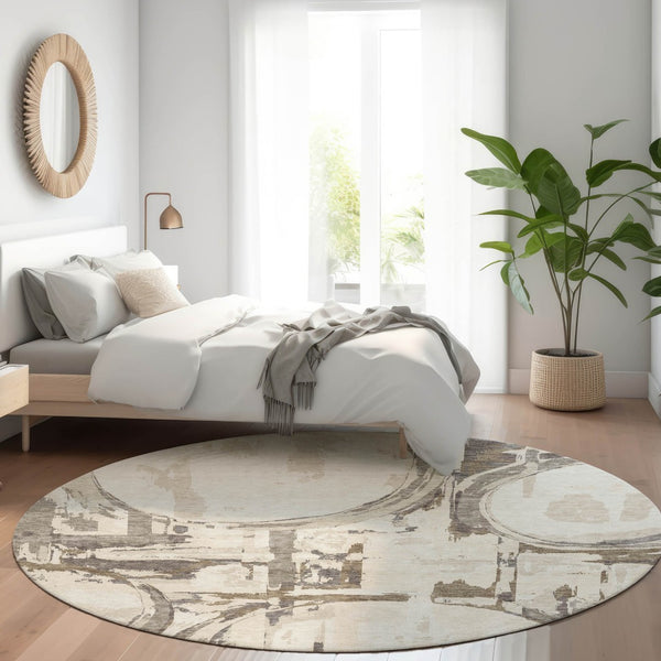 Homeroots 3' Beige Brown And Copper Geometric Washable Indoor Outdoor Area Rug For Versatile Spaces 8' Round Polyester 589394