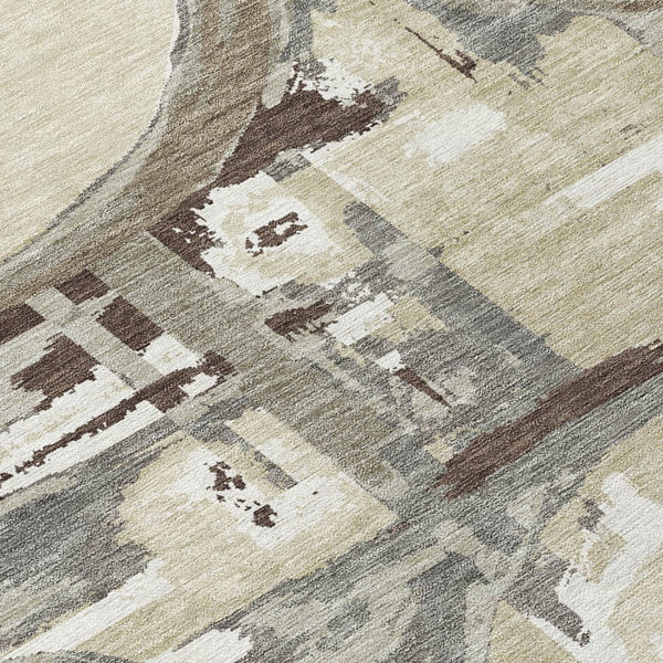 Homeroots 3' Beige Brown And Copper Geometric Washable Indoor Outdoor Area Rug For Versatile Spaces 8' Round Polyester 589430