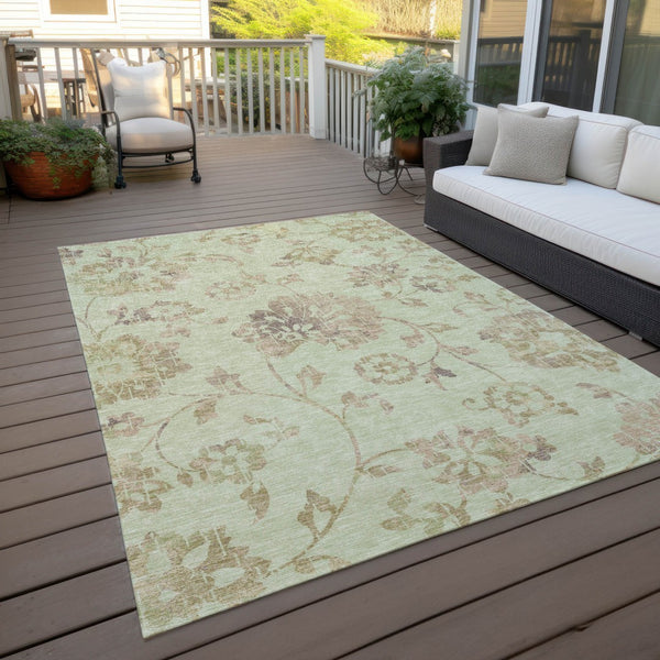 Homeroots 3' Artichoke Green Floral Washable Area Rug – Stylish, Durable, Perfect For Indoor & Outdoor Spaces 5' X 8' Polyester 589447