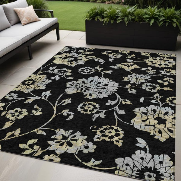 Homeroots 3' Artichoke Green Floral Washable Area Rug – Stylish, Durable, Perfect For Indoor & Outdoor Spaces 5' X 8' Polyester 589453